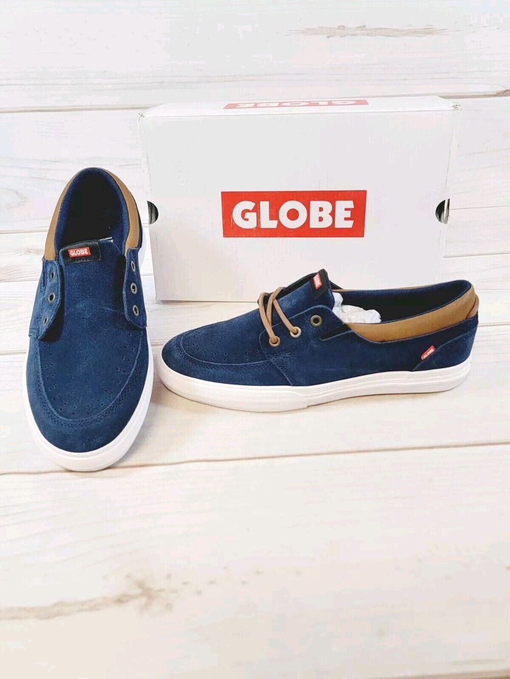 Globe Attic Mens Skate Shoe Navy Blue Leather Low Top Lace Up  sz 7.5 New READ